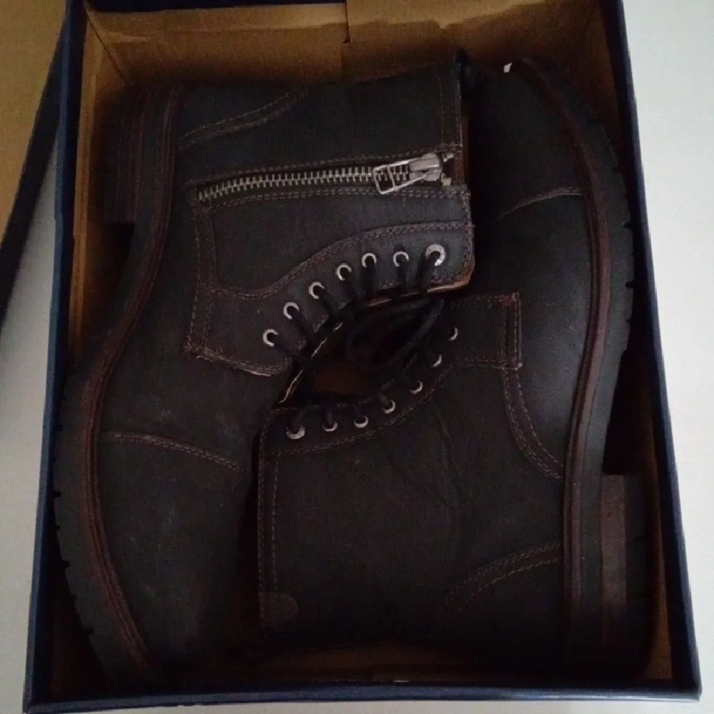 Dockers Black Combat Boots Lace-up Mid-ankle